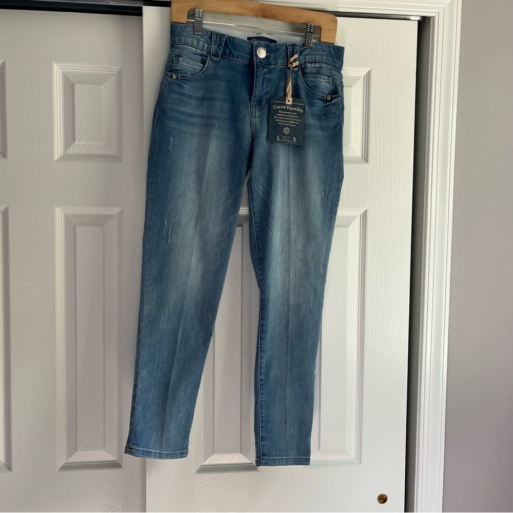 Democracy Ab technology freedom ankle skimmer size 6 NWT